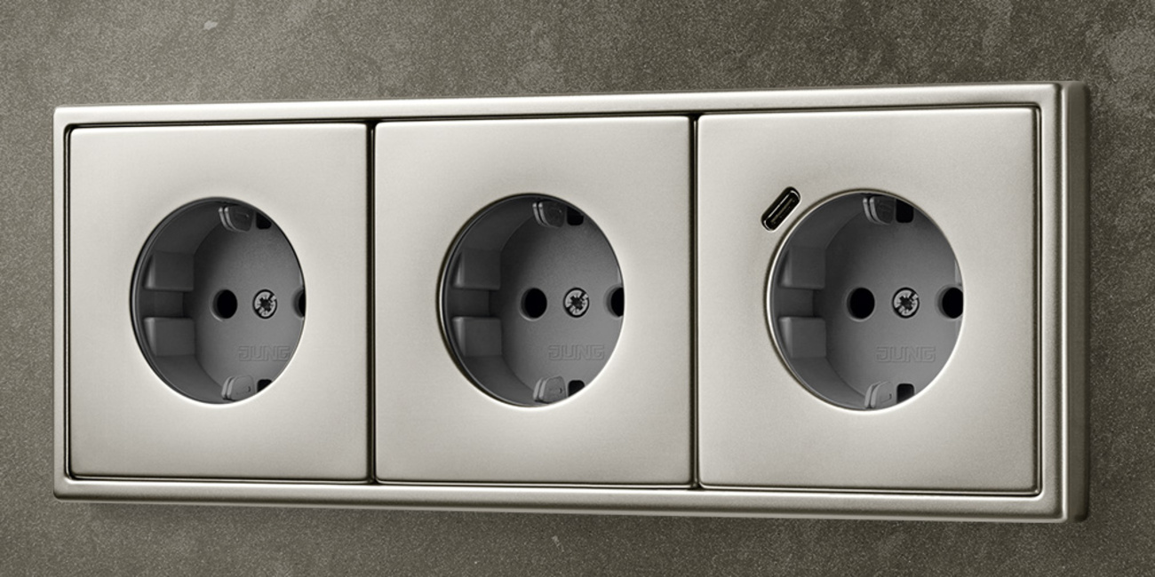 SCHUKO® Steckdosen mit USB bei Klug & Schwartz Elektrotechnik GmbH in Neuental-Zimmersrode