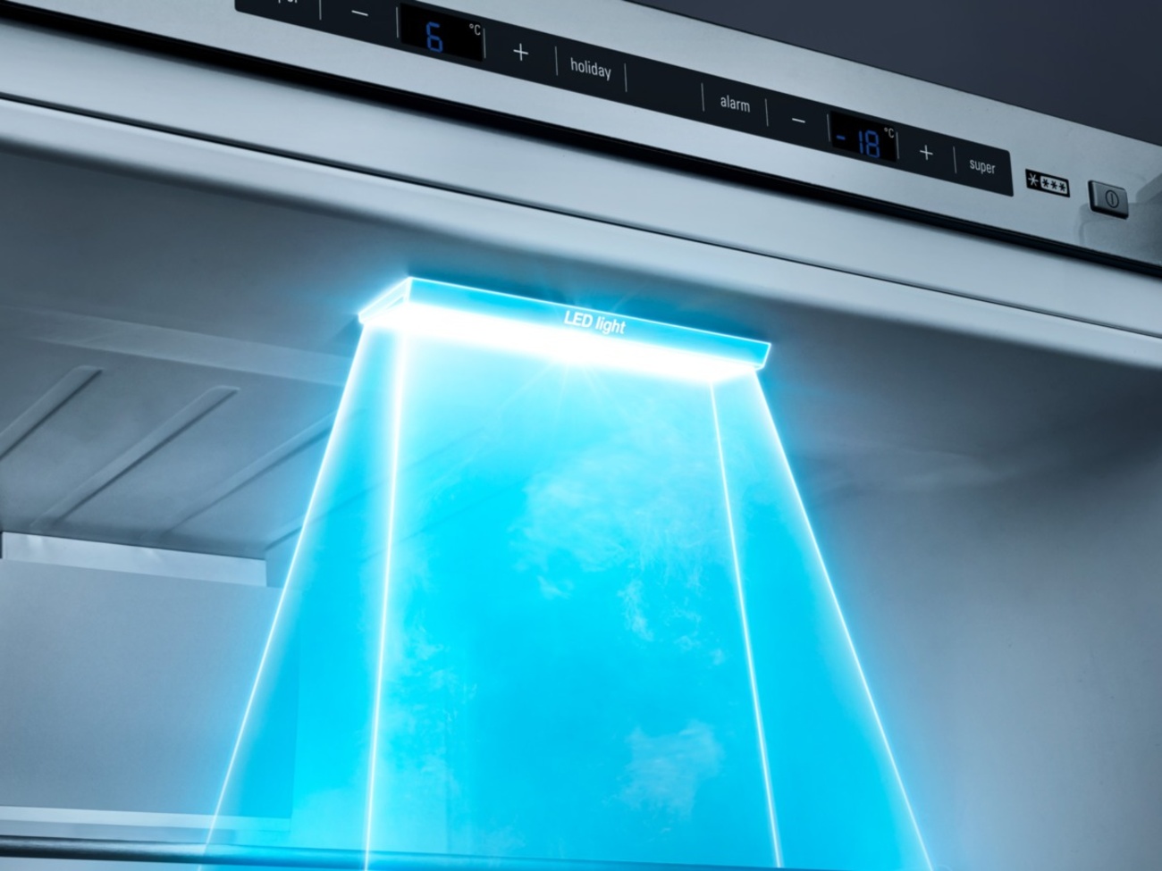 LED Licht bei Klug & Schwartz Elektrotechnik GmbH in Neuental-Zimmersrode